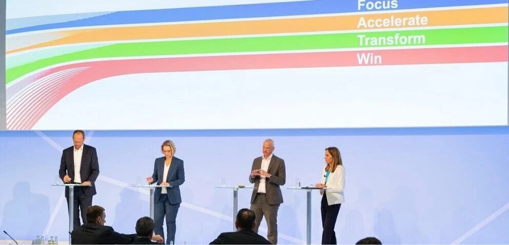 8157bc4a212bfef0c5eeebe4572a7d0c.jpg 4.jpg